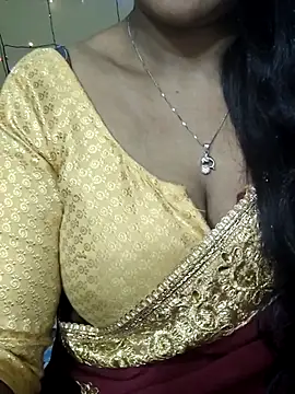 Hotty_Kavita