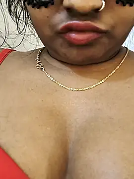 Webcam Model (FANTASY_QUEEN_07)  is live.Free join now!