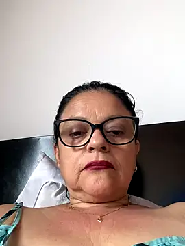 Webcam Model (Sharongirl07)  is live.Free join now!