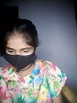 Webcam Model (Sexey-Puja)  is live.Free join now!