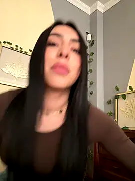 Webcam Model (isabella_jade)  is live.Free join now!