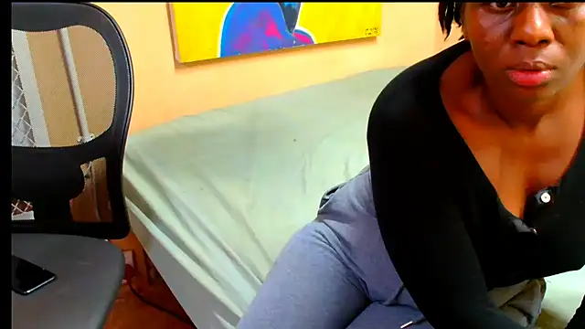 BootyQueen24X