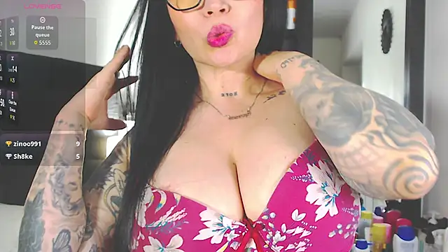 Vicky_hotmilf