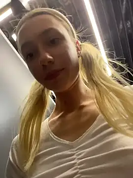 Lia__Love