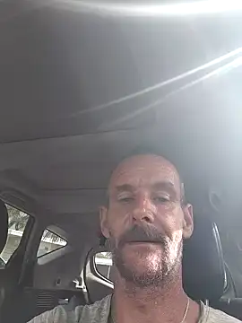 Hungwell1515 Live Webcam on Stripchat