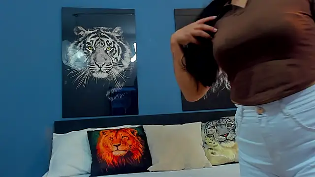 MilaaAdams