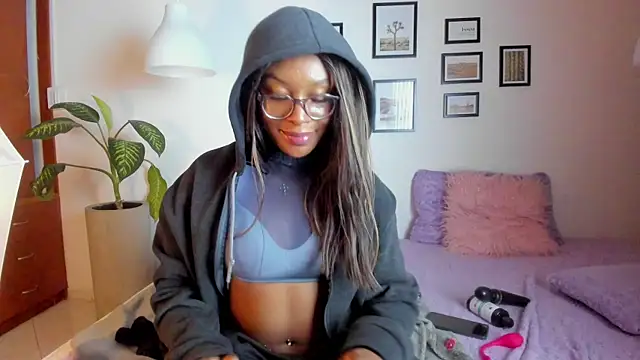 coco_joness - Coco_joness's free webcam - UK Sex Cams