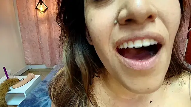 violetascott_ - VioletaScott_'s free webcam - UK Sex Cams