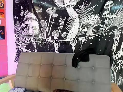 violetaa_leee - Violetaa_Leee's free webcam - UK Sex Cams