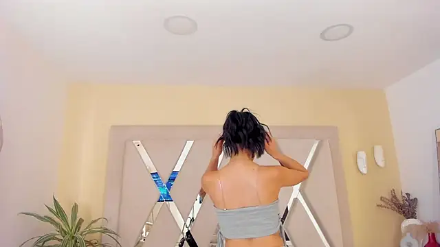 channelfoxxx - ChannelFoxxx's free webcam - UK Sex Cams