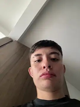 nico_18x