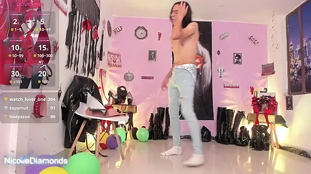 NicolleDiamonds_cg