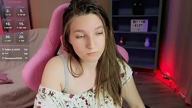 Mia_Myles