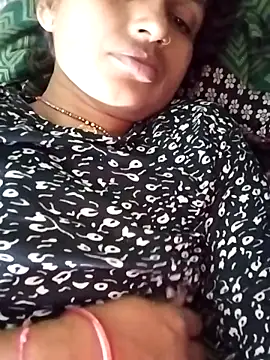KIRTI12_HOT