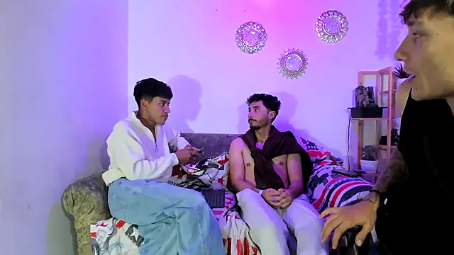 sebas_boys577
