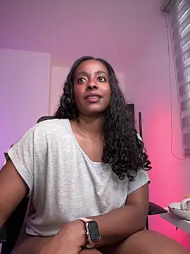 Webcam Model (evangeline_ch)  is live.Free join now!