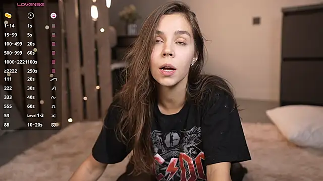 Monika__youthful