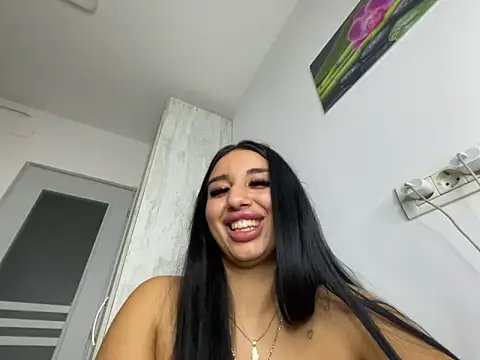 BlueEyes_BB Live Webcam on Stripchat