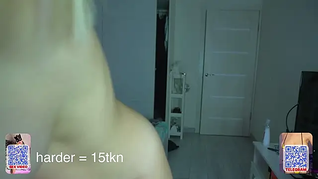 star_fucks Live Webcam on Stripchat