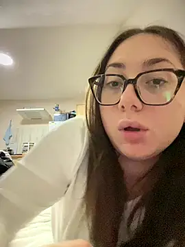 May_Alisa