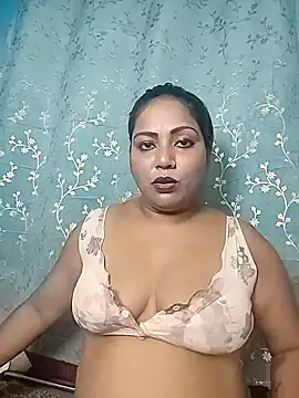 Webcam Model (hornypriya696)  is live.Free join now!