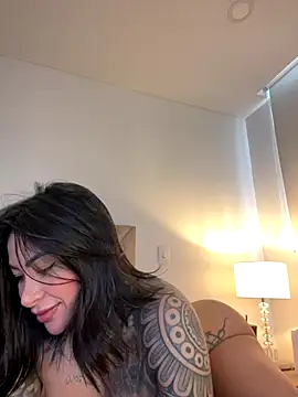 Webcam Model (Iam_Annii)  is live.Free join now!