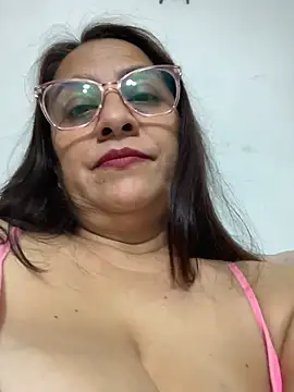 Webcam Model (brendasexywet)  is live.Free join now!