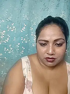 Webcam Model (hornypriya696)  is live.Free join now!