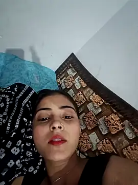 Webcam Model (Nandundi)  is live.Free join now!