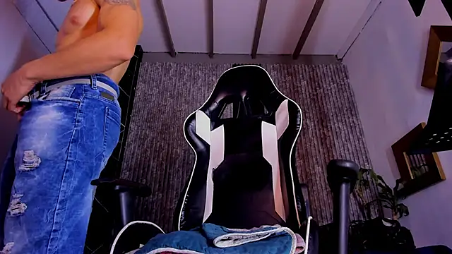 John_Apolo1