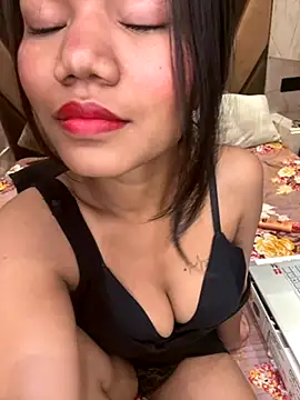 Webcam Model (Hotti_lusi5911)  is live.Free join now!