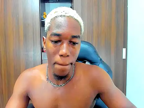 dreamastercum_ - Dreamastercum_'s free webcam - UK Sex Cams