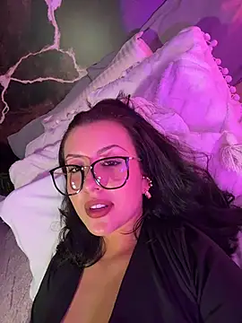 Webcam Model (EmaSaenz)  is live.Free join now!