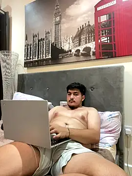 mixedcouplee69 Live Webcam on Stripchat