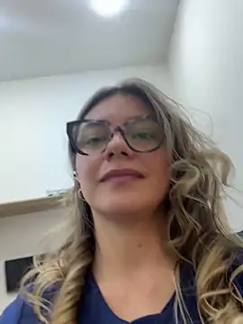 alicee16 live cam