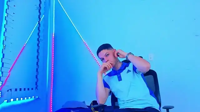 HOT_boy2025
