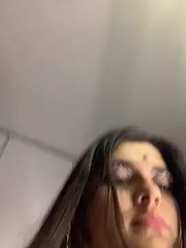 Webcam Model (NatashasBoobs)  is live.Free join now!