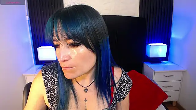 alicia_moom