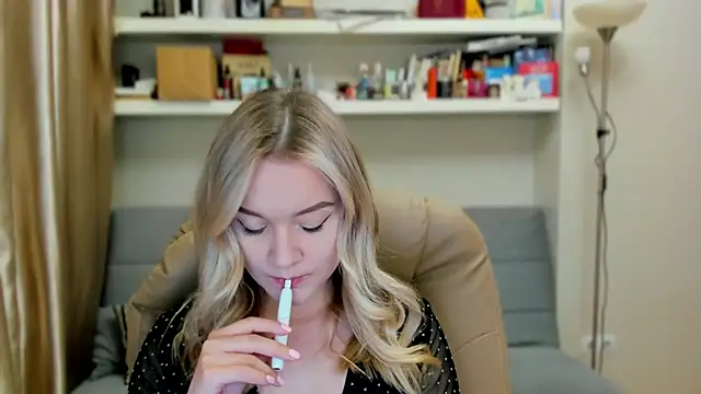 Kara_Smith_