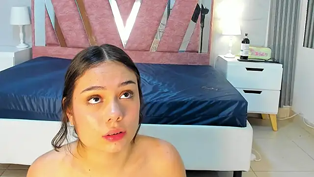 Megan_Sweetas