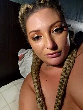 Blondie_Sasha