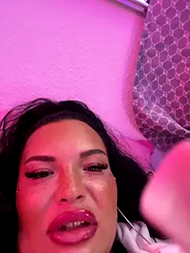 _MelinaCurves_