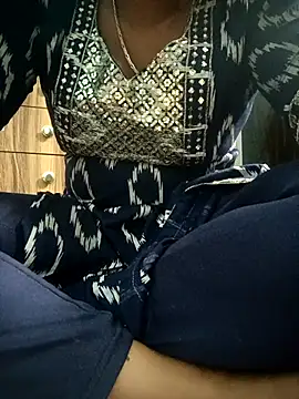 hot-naina4