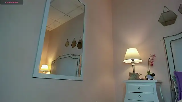 kimapril - KIMAPRIL's free webcam - UK Sex Cams