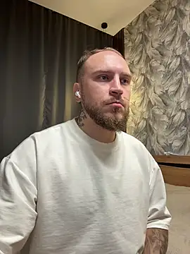 HermanFire Live Webcam on Stripchat