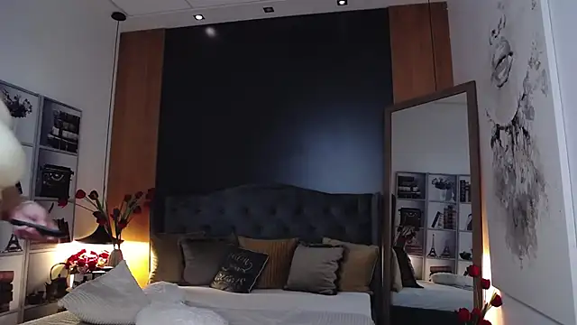 Mia_Swano