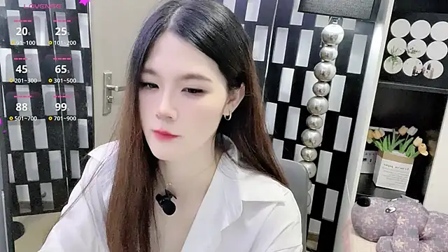 Yueyue-MM