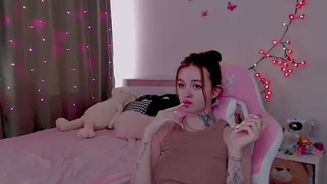 Naughty_Mable