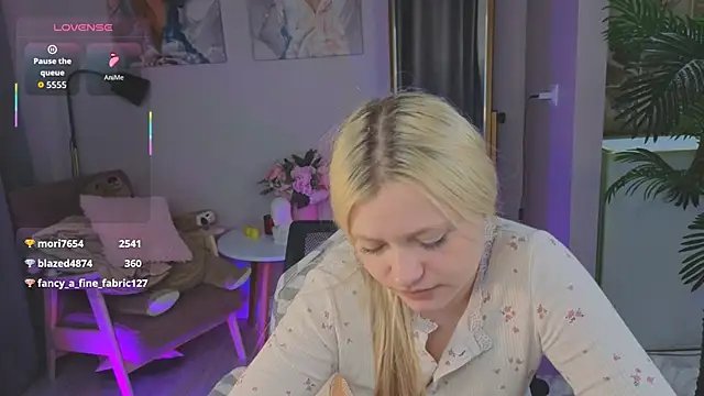 Millie_Vanillies