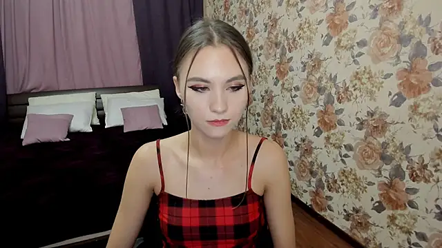 EllaCurtis